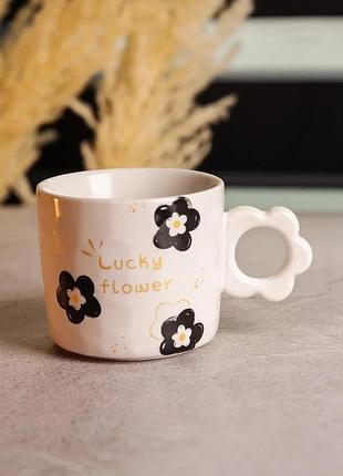 Чашка для чаю та кави порцелянова lucky flower 250 мл гарна оригінальна на подарунок біла fm-14d