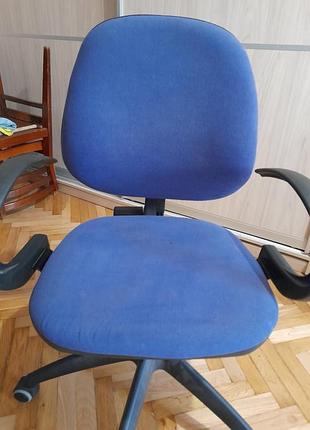 Продам компьтерний   стул 5