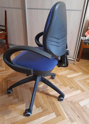 Продам компьтерний   стул 2
