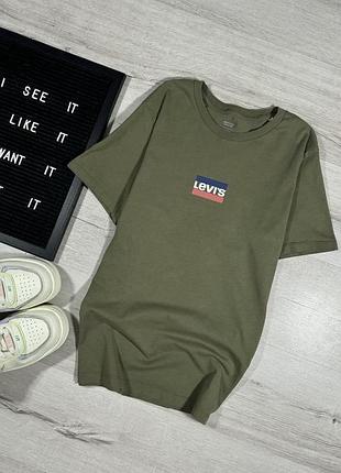 Футболка з лого levis