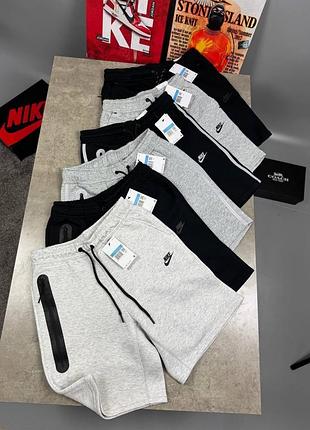 Шорти nike tech fleece