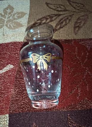 Вінтажна скляна ваза