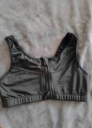 Женские спортивные топы