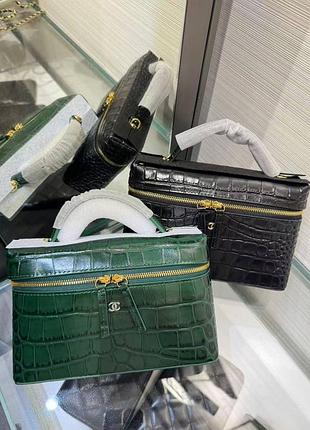 Сумка крокодил chanel зелена та чорна золота фурнітура