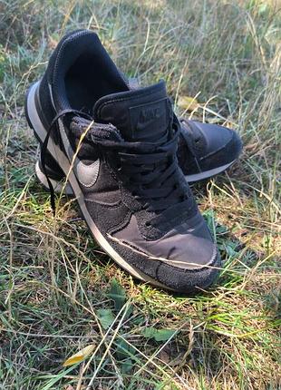 Nike кросівки 38 розмір