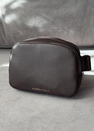 Стильна термо-сумка на пояс / кросбоді modern picnic the fanny pack (brown / espresso)