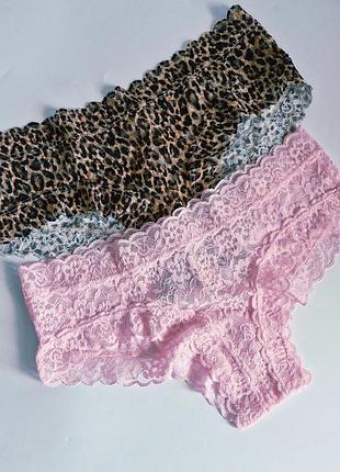 Набір трусики victoria's secret ажурні чикіні victoria's secret білизна victoria's secret набір трусиків бюстгалтер victoria's secret