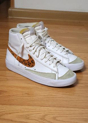 Кожаные кеды nike женские blazer mid 77 se (оригинал)