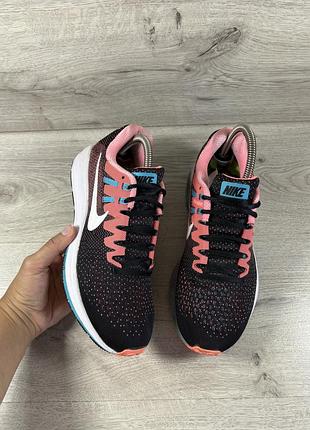 Nike zoom structure жіночі бігові кросівки 39 розмір