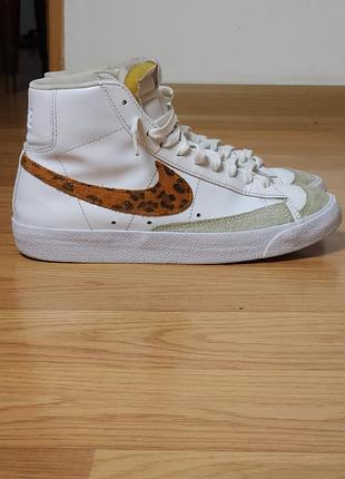 Кожаные кеды nike для девушек blazer mid 77 se (оригинал)