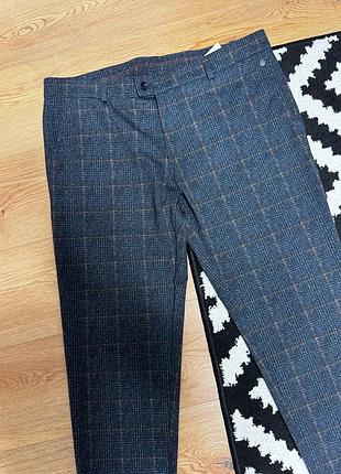 Брюки брюки брюки мужские клетка синие slim эластичные club of gents, размер xl - 2xl.