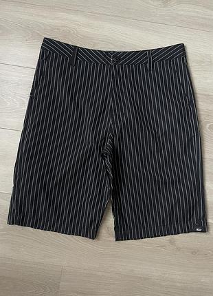 Шорти vans у тонку білу смужку (pinstripe) 32