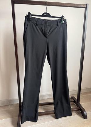 Класичні брюки з тонкої вовни marc cain bc8142w50 900⁠ м