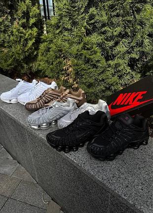 Кросівки nike shox