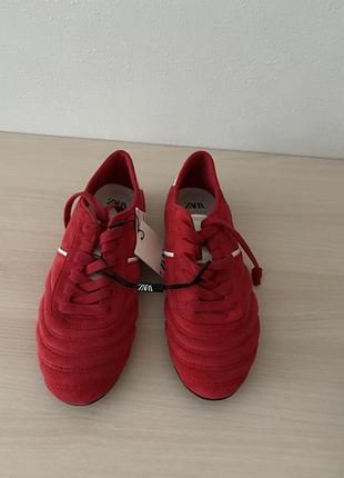 Кросівки zara