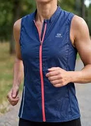 Спортивная жилетка для бега decathlon рxs