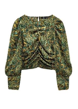 Блузка укороченная zara с длинными рукавами и принтом пейсли xs