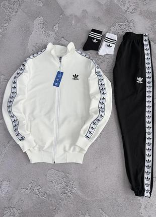 Костюм спортивний чоловічий лампаси adidas milk! спортивный костюм мужской молочная кофта + чёрные штаны лампас! материал двухнитка! размеры s-2xl!