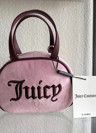 Juicy couture - маленька сумочка з великим характером.