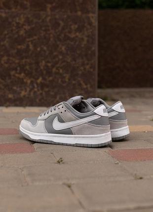 Nike sb dunk 
• light grey • 9