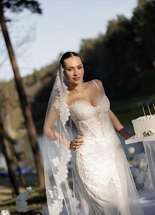 Мереживна весільна сукня milla nova s
