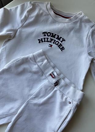 Костюм tommy hilfiger оригінал 92 розм