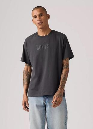 Футболка чоловіча  вільного крою levi’s, розмір м