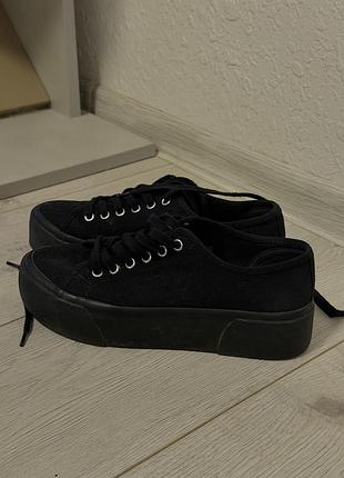 Кеди чорні h&m 37 розмір