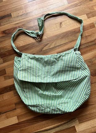 Вмістка жіноча стильна сумка pieces. легка тканинна, смугастий принт, регульований ремінець.