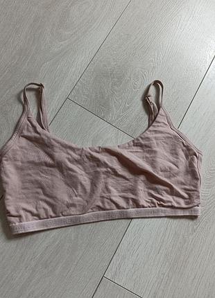 Бежевый топ спортивный базовый топик котоновый телесный guess m м 75b 75c 70c 70d