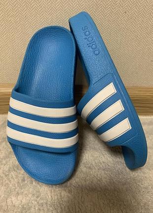 Дитячі тапки adidas 2