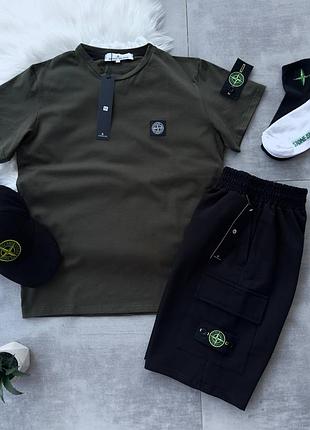 Мужской летний костюм stone island (футболка, шорты карго, кепка) с патчем