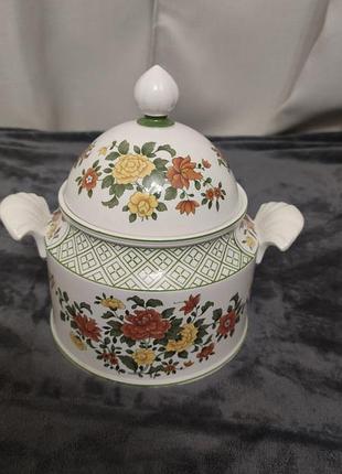 Супниця  villeroy &boch на 2,7 л.