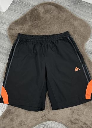 Чоловічі оригінальні спортивні шорти adidas