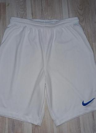 Белые шорты nike 2