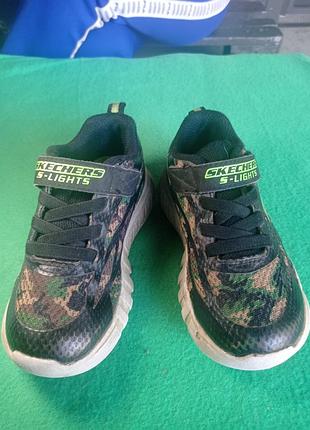 Кросівки на хлопчика skechers s lights 26 розмір