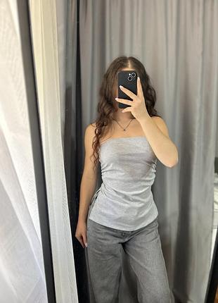 Жіночий оригінальний топ bershka
