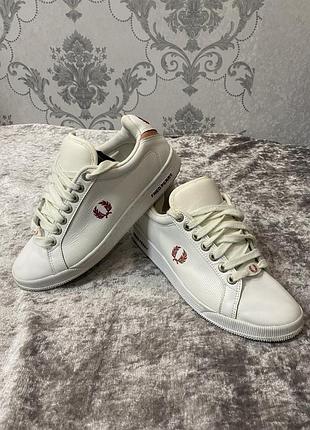 Кросівки fred perry