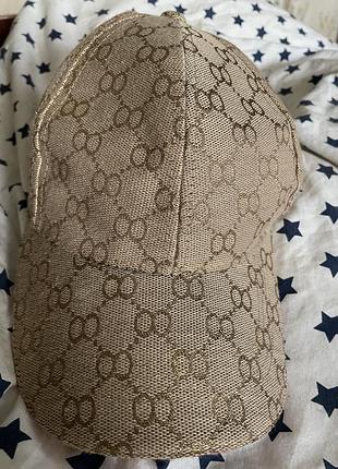 Кепка з логотипом gucci
