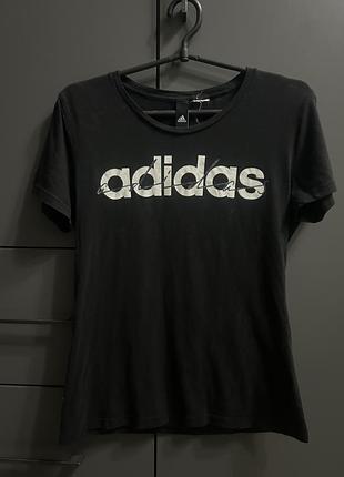 Футболка adidas