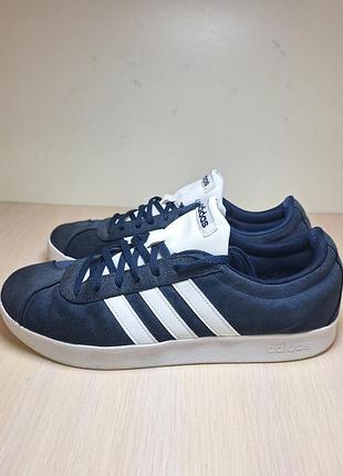 Кросівки adidas