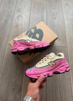 Balance 1000 tan pink green