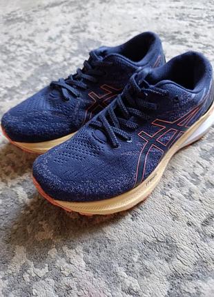 Оригінальні жіночі кросівки asics (бігові / для залу / на кожен день)