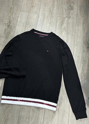 Светр tommy 3