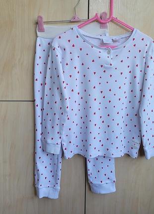 Пижама в сердечки zara на 6-7 лет