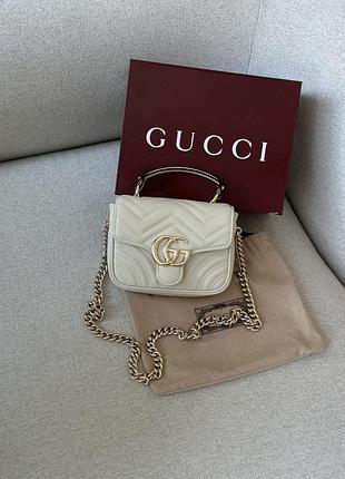 Сумка гуччи gg marmont mini top handle bag in white