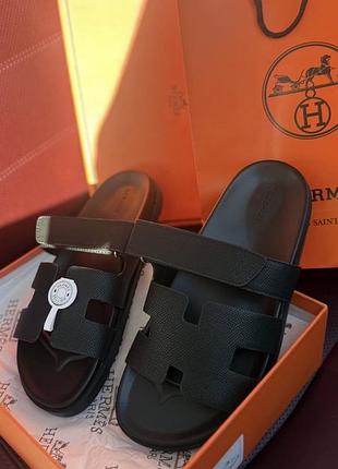 Hermes шльопанці