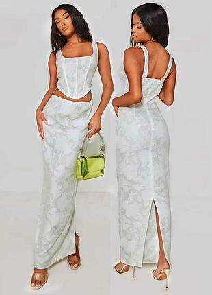 Распродажа платье prettylittlething корсетное с вырезом имитация костюма