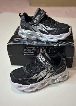 Lights powered by skechers новые в коробке крутые светящиеся кроссовки