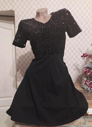 Платье из коттона с пайетками